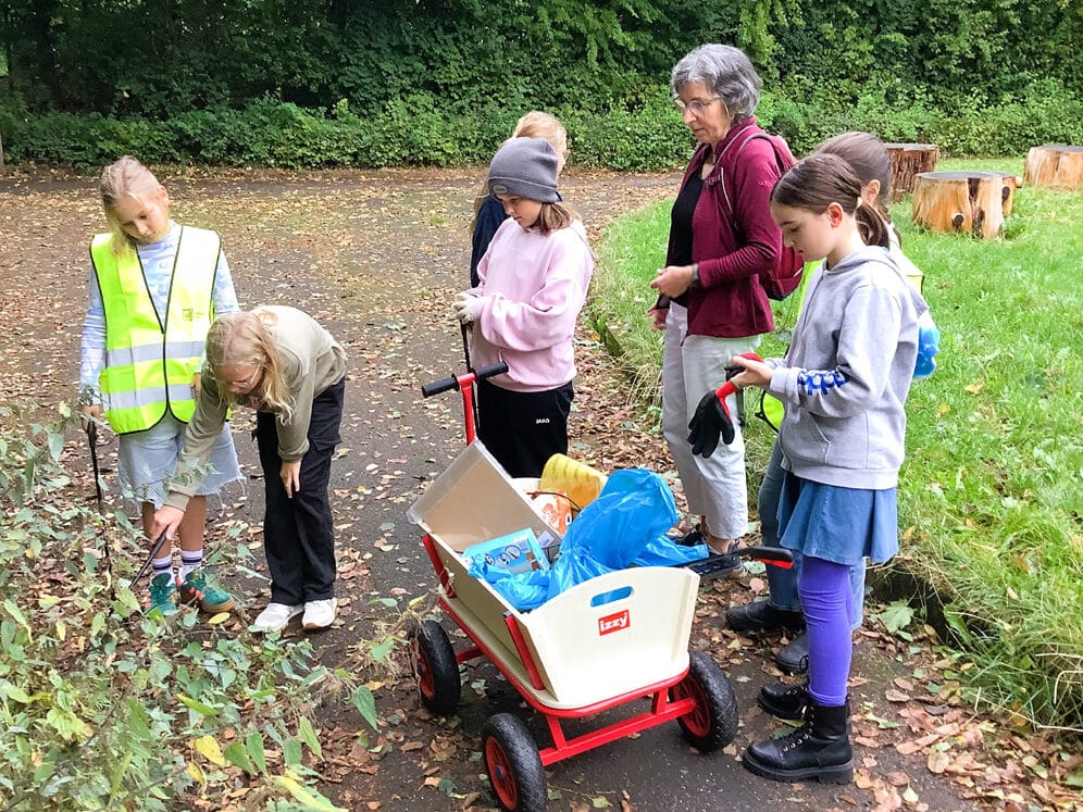 Die Klasse 5a am World Cleanup Day