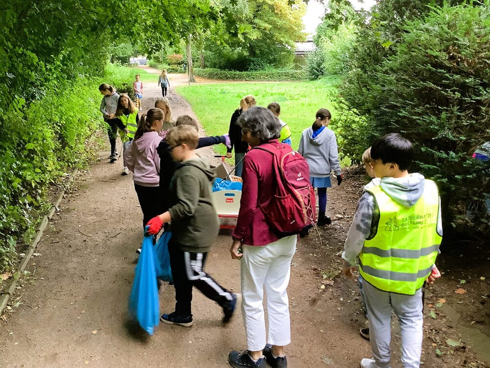 Die Klasse 5a am World Cleanup Day